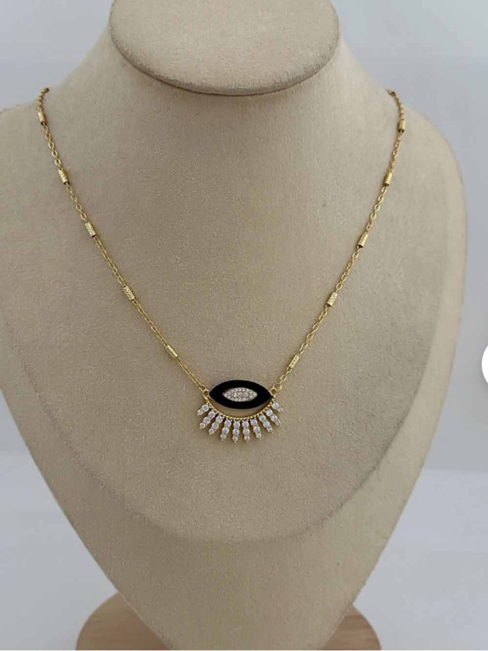 Gold Plated Black Enamel Evil Eye Necklace  pretty chain. Eyelash frınges  NeW